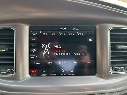 Used 2023 Dodge Charger SXT RWD image 18