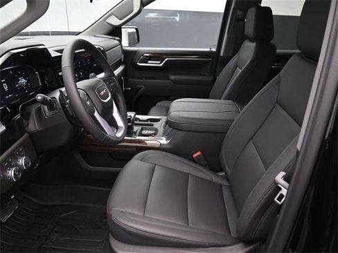 Used 2026 GMC Sierra 1500 Elevation w/ Elevation Premium Package image 10