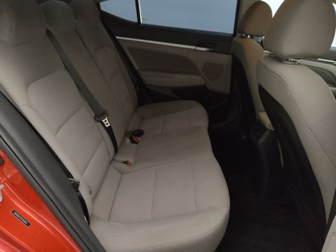Used 2020 Hyundai Elantra SEL FWD image 19