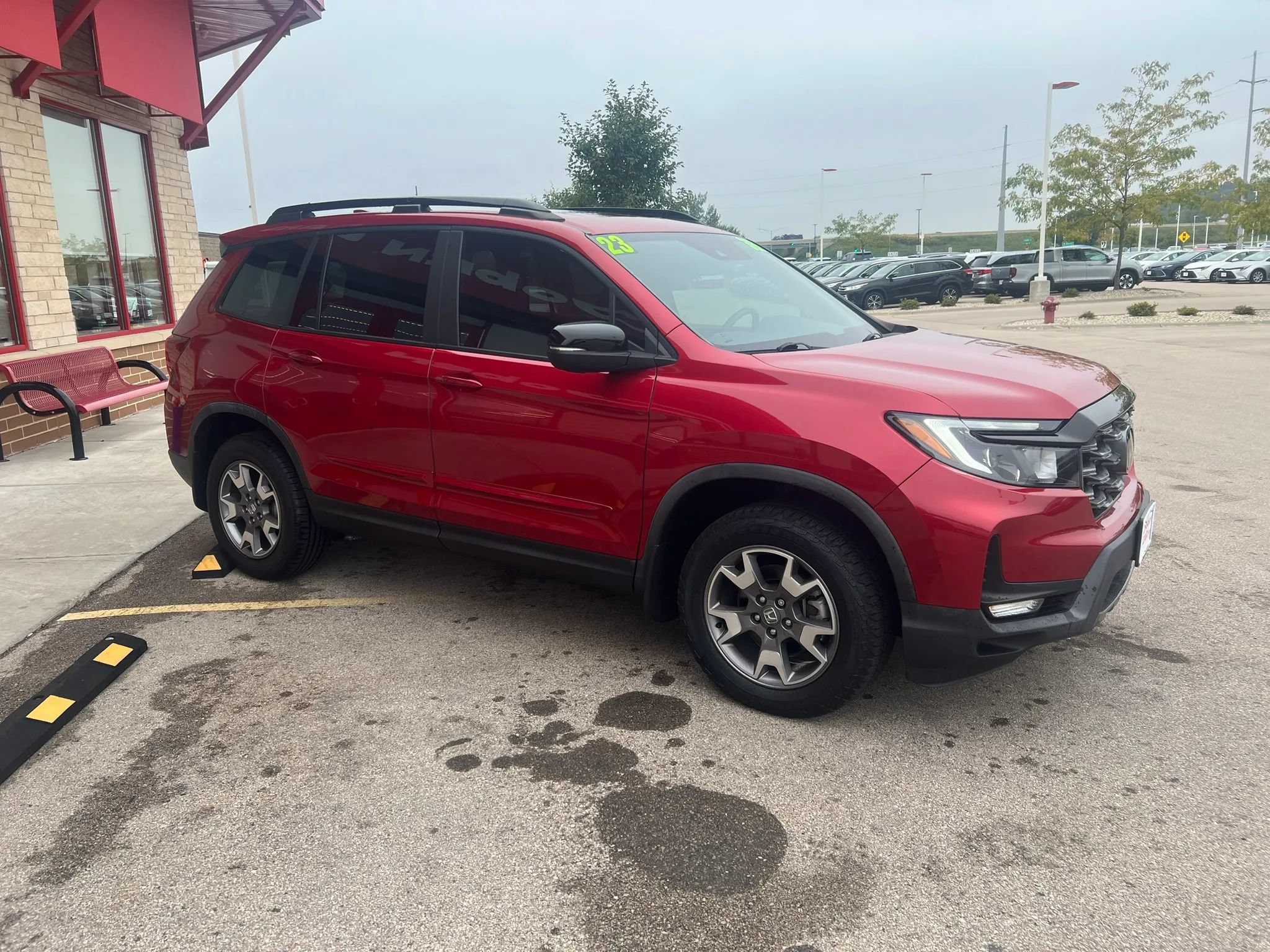 Used 2023 Honda Passport TrailSport image 3