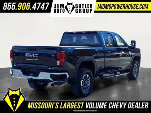 Used 2025 GMC Sierra 2500 SLE w/ SLE Value Package; image 8