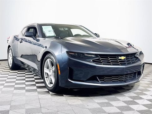Used 2021 Chevrolet Camaro LT image 1