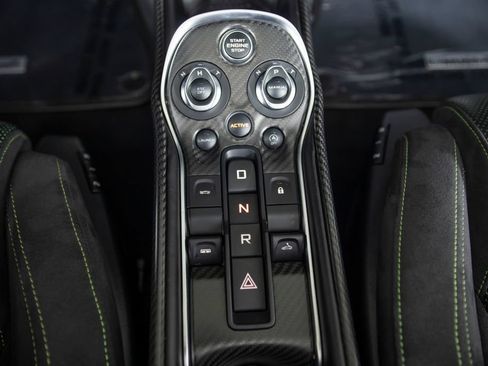 Used 2018 McLaren 570S Spider RWD image 48