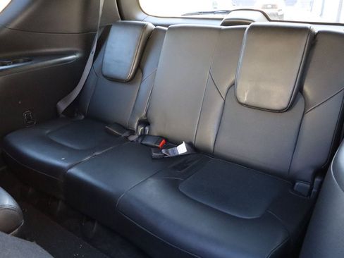 Used 2022 Nissan Armada SL w/ Midnight Edition Package RWD image 7