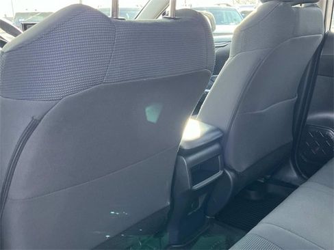 Used 2021 Toyota RAV4 LE image 18