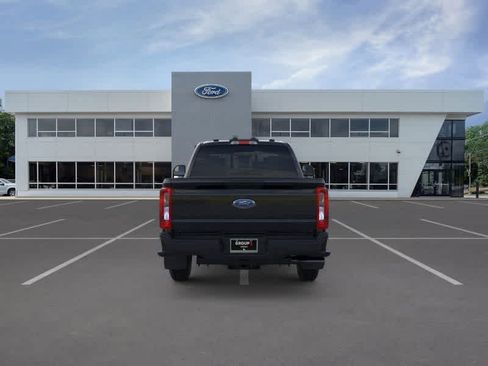 New 2026 Ford F250 XL w/ FX4 Off-Road Package AWD/4WD image 5