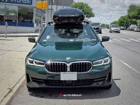 Used 2021 BMW 530e xDrive w/ Executive Package AWD/4WD image 6