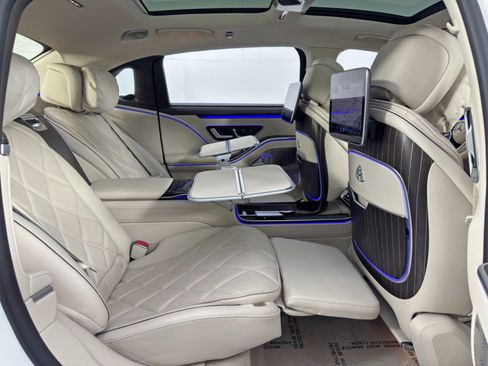 Used 2023 Mercedes-Benz Maybach S 680 4MATIC image 75