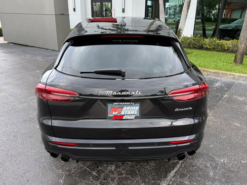 Used 2025 Maserati Grecale Modena AWD/4WD image 17