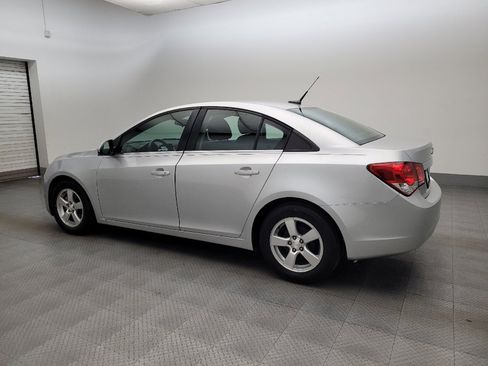 Used 2014 Chevrolet Cruze LT w/ Technology Package FWD image 3
