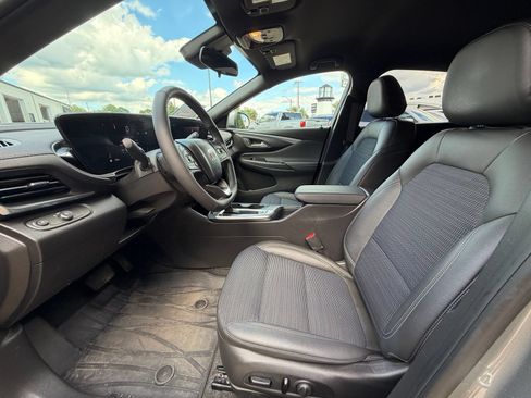 Used 2024 Buick Envista Preferred w/ Convenience I Package FWD image 4