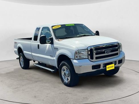 Used 2006 Ford F350 Lariat AWD/4WD image 3