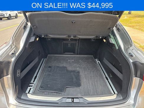 Used 2019 Maserati Levante Trofeo AWD/4WD image 16