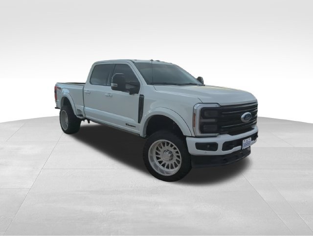 Used 2025 Ford F350 Platinum AWD/4WD image 9