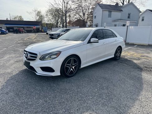 Used 2014 Mercedes-Benz E 350 4MATIC Sedan image 23