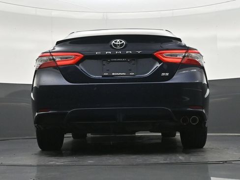 Used 2018 Toyota Camry SE w/ Moonroof Package FWD image 26