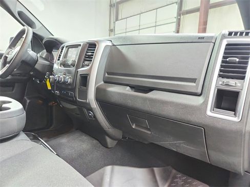 Used 2024 RAM 1500 Classic Warlock image 34