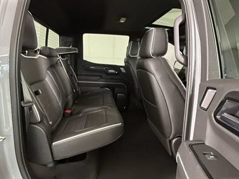 Used 2025 GMC Sierra 1500 AT4X AWD/4WD image 29