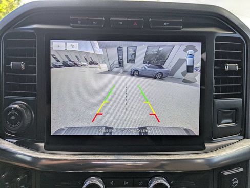 Used 2022 Ford F150 Lariat w/ Equipment Group 502A High AWD/4WD image 20