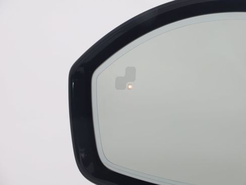 Used 2023 Jaguar F-PACE S image 24