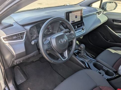Used 2025 Toyota Corolla SE FWD image 32