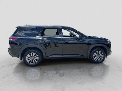 Used 2025 Nissan Pathfinder S AWD/4WD image 8