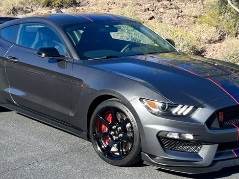 Used 2020 Ford Mustang Shelby GT350R w/ GT350R Equipment Group 920A RWD image 1