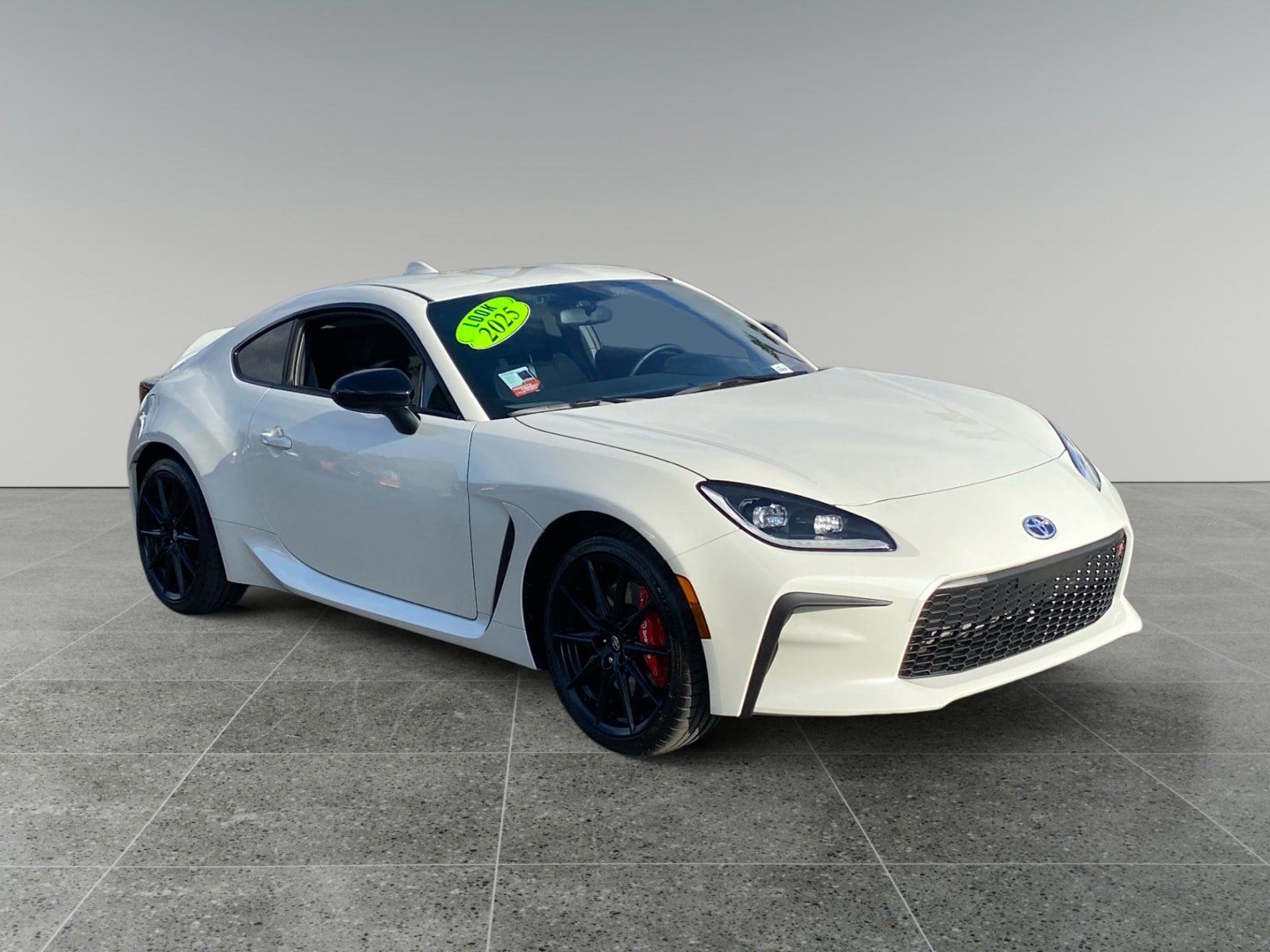 Used 2025 Toyota GR86 Premium w/ Performance Package RWD image 7