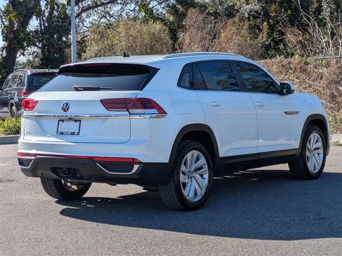 Used 2023 Volkswagen Atlas Cross Sport SE image 5