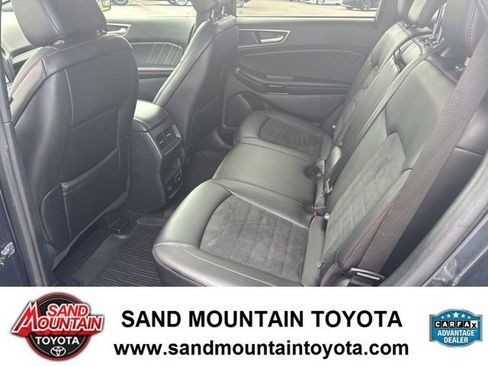 Used 2022 Ford Edge ST-Line AWD/4WD image 13