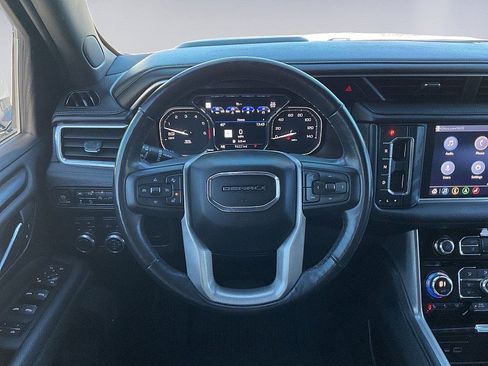 Used 2021 GMC Yukon Denali image 9
