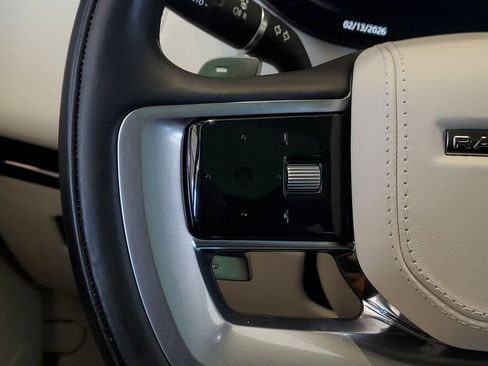 Used 2023 Land Rover Range Rover SE image 15