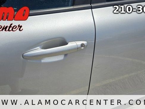 Used 2019 Kia Niro FE FWD image 10