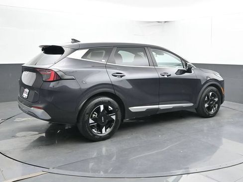 Used 2026 Kia Sportage LX FWD image 2