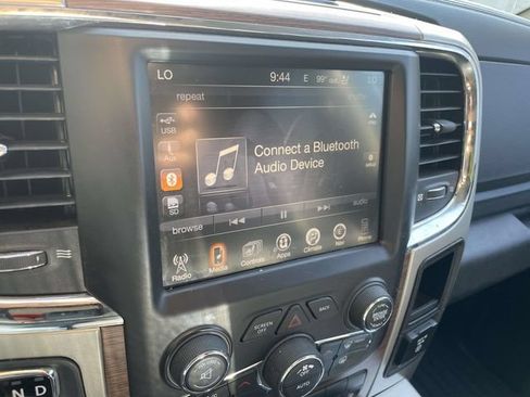 Used 2014 RAM 1500 Laramie w/ Convenience Group AWD/4WD image 29