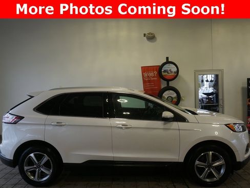 Used 2019 Ford Edge SEL w/ Equipment Group 201A image 2