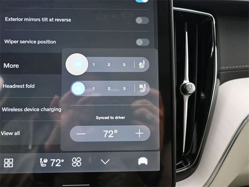 New 2026 Volvo XC60 B5 Ultra w/ Protection Package Premier image 27