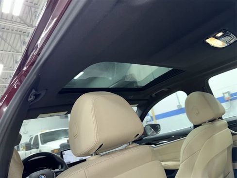 Used 2023 BMW 530i xDrive w/ Premium Package image 25