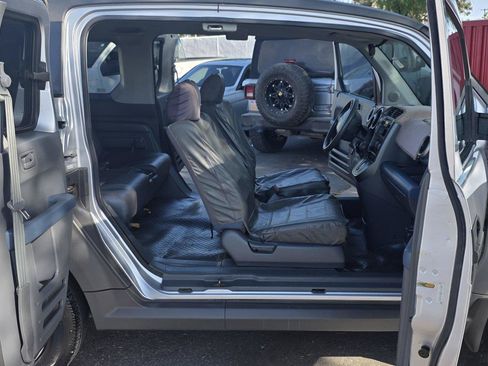 Used 2005 Honda Element LX image 13