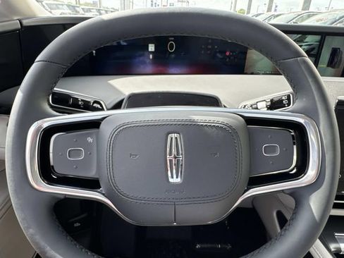 New 2026 Lincoln Nautilus Reserve w/ Jet Appearance Package AWD/4WD image 27