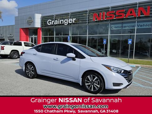 Used 2025 Nissan Versa SV w/ Trunk Package image 1