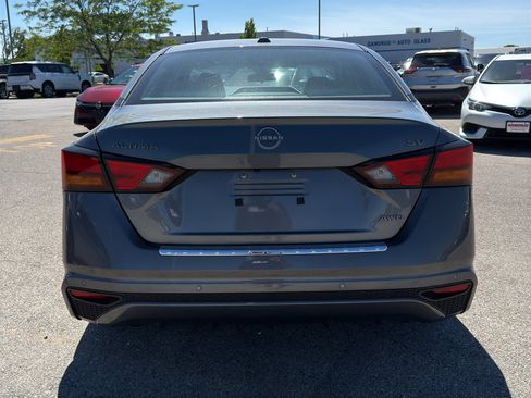 Certified 2023 Nissan Altima 2.5 SV AWD/4WD image 7