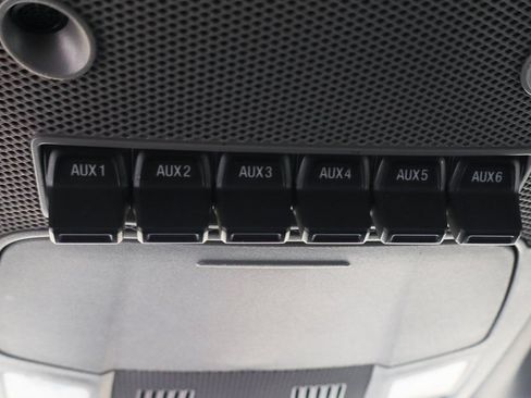 Used 2020 Ford F550 2WD Regular Cab Super Duty image 30