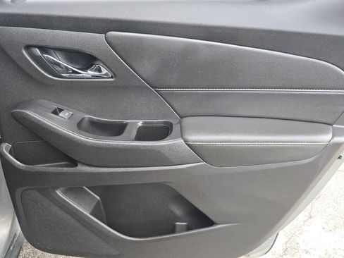 Used 2019 Chevrolet Traverse LT FWD image 20