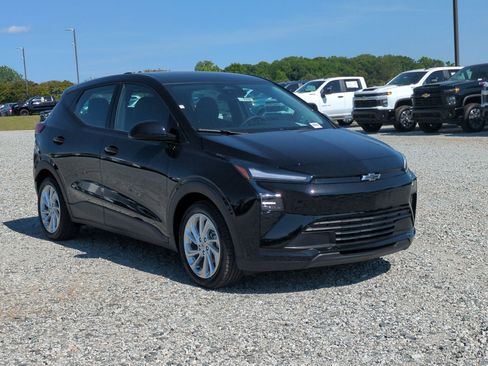 New 2027 Chevrolet Bolt LT w/ Comfort Package FWD image 2