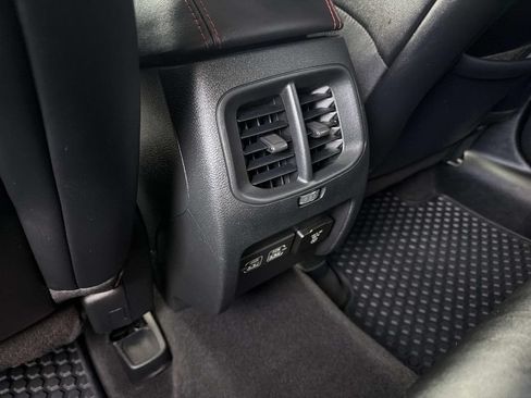Used 2022 Jeep Cherokee Trailhawk AWD/4WD image 17