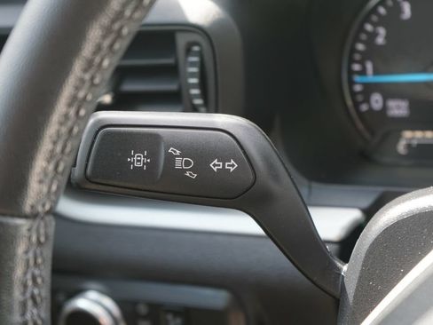 Used 2022 Ford Explorer XLT AWD/4WD image 17