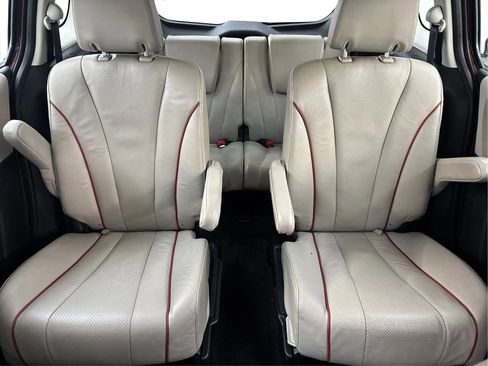 Used 2012 MAZDA MAZDA5 Grand Touring image 20