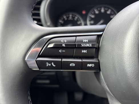 New 2026 MAZDA MAZDA3 2.5 S Hatchback w/ Premium Pkg FWD image 26