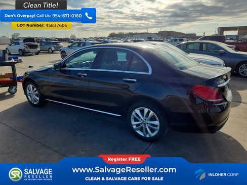 Used 2019 Mercedes-Benz C 300 Sedan image 3